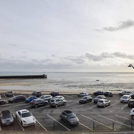 Studio 2 Pers Au Dernier Etage Vue Mer Cancale Kültér fotó